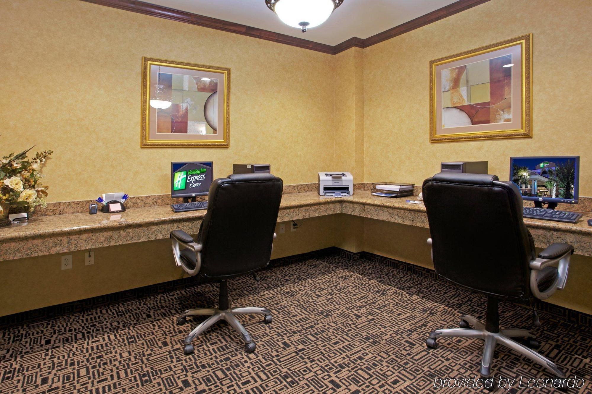 Holiday Inn Express & Suites Wharton By Ihg Facilities photo